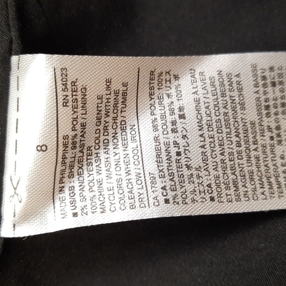 Banana Republic Factory navy blue & black damask short pleated skirt, size 8 - Picture 7 of 7